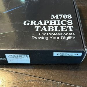 UGEE M708 Graphics Tablet